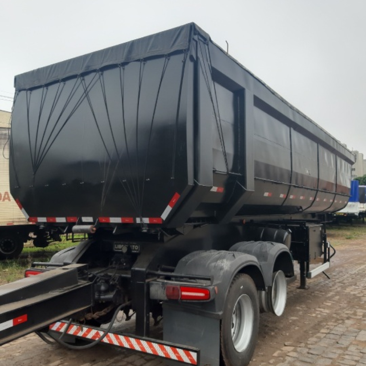 Foto do implemento RODOTREM BASCULANTE 2019/2019